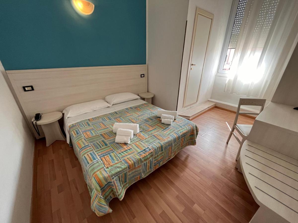 Hotel Stella D'Italia - Nuova Gestione ريميني المظهر الخارجي الصورة