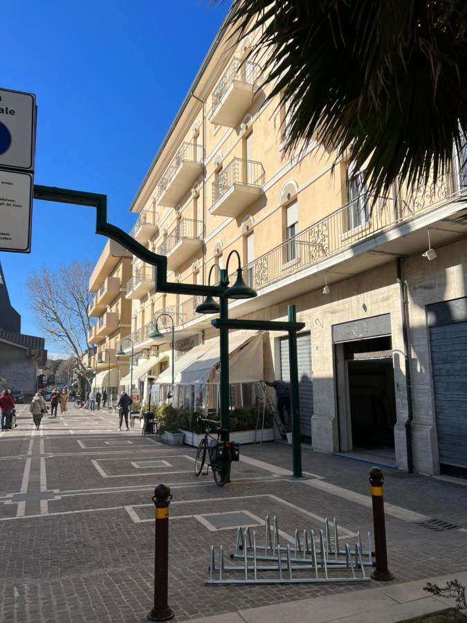 Hotel Stella D'Italia - Nuova Gestione ريميني المظهر الخارجي الصورة