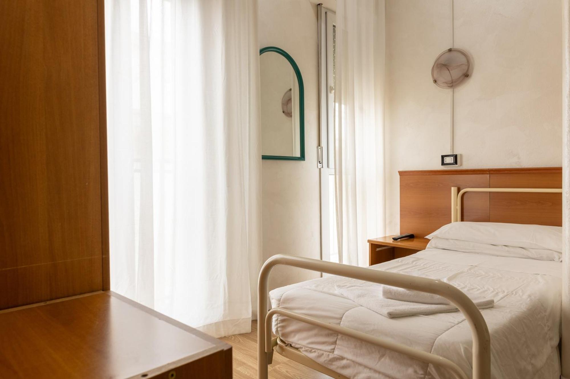 Hotel Stella D'Italia - Nuova Gestione ريميني المظهر الخارجي الصورة
