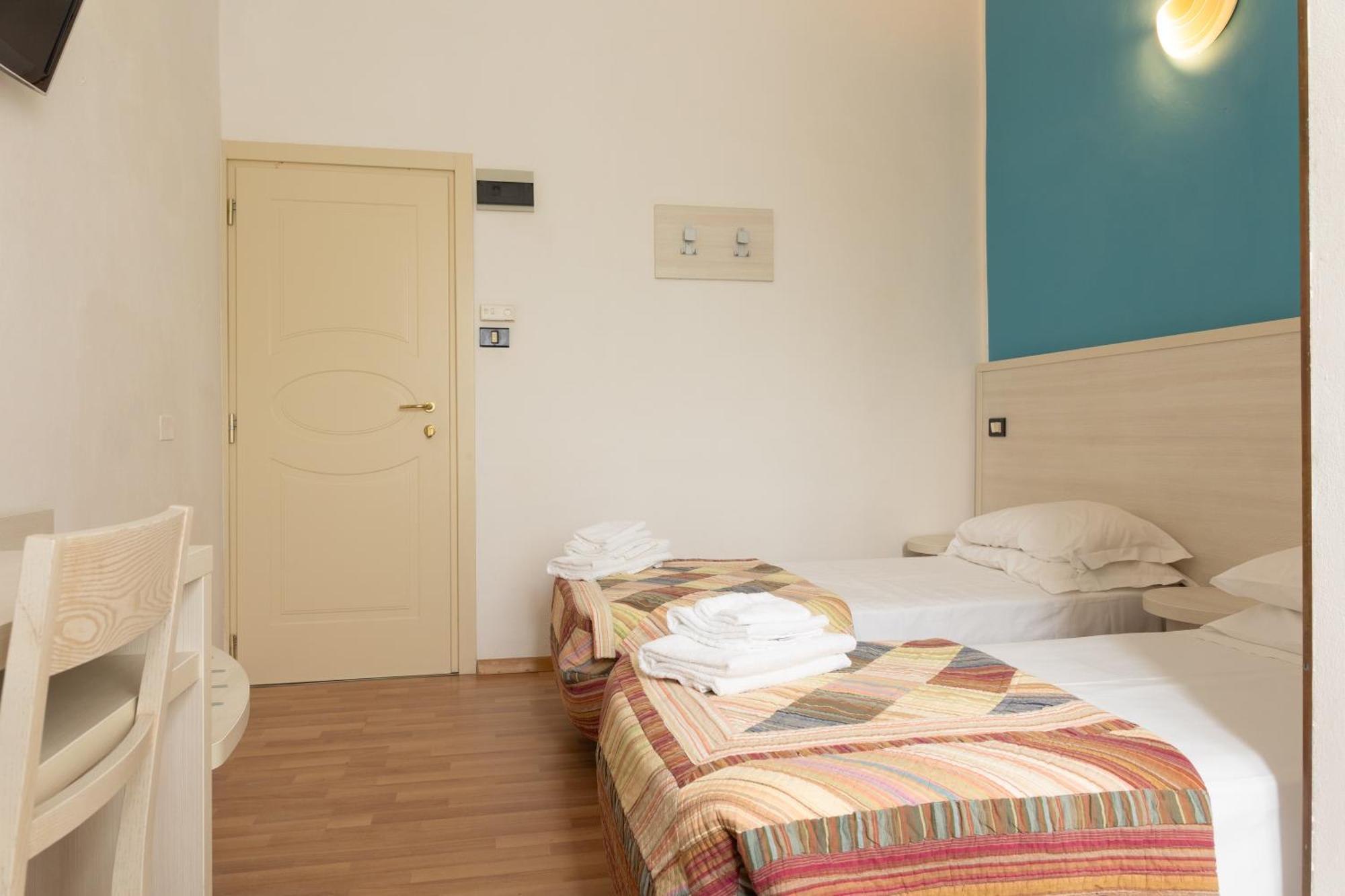 Hotel Stella D'Italia - Nuova Gestione ريميني المظهر الخارجي الصورة