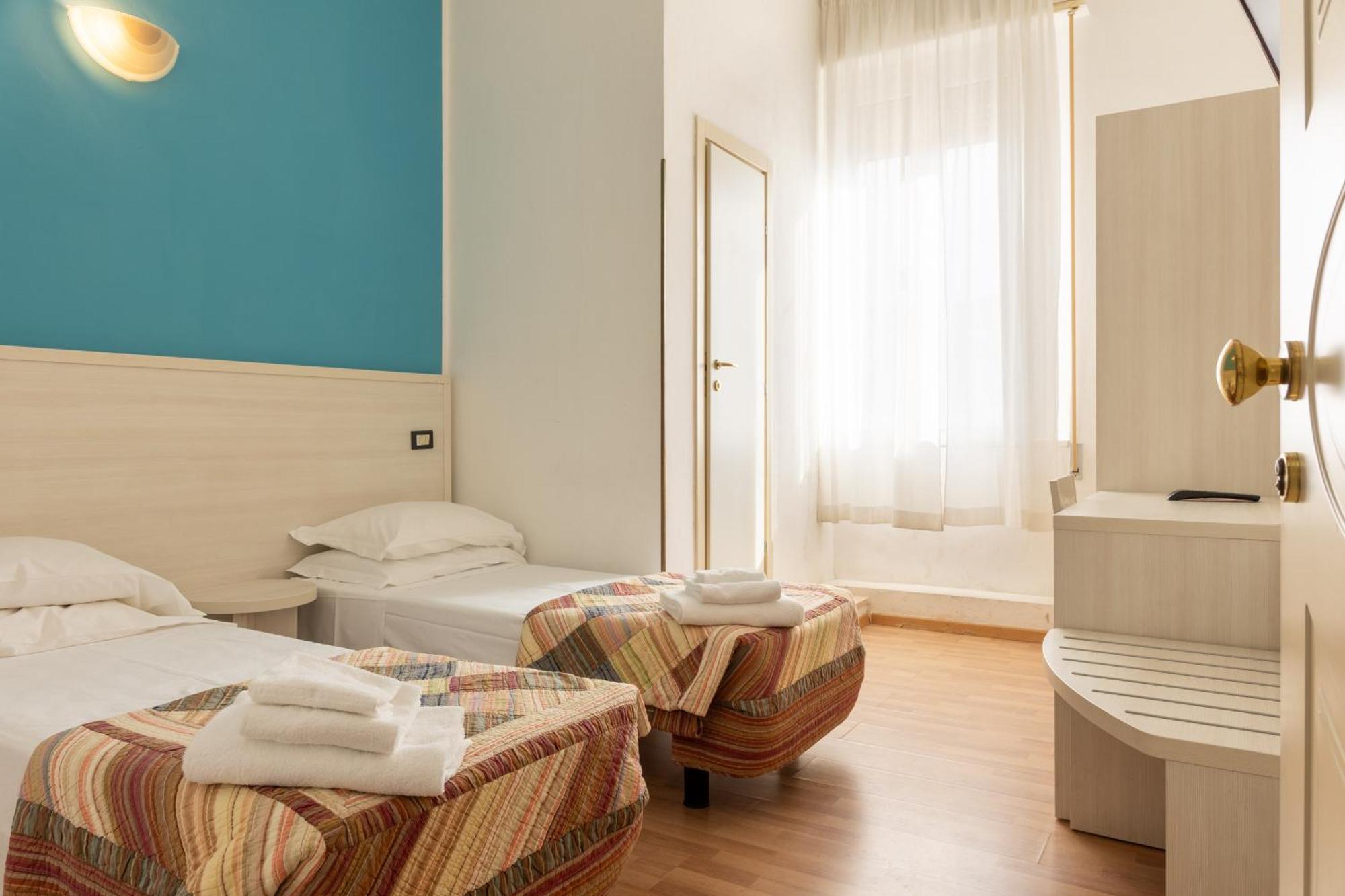 Hotel Stella D'Italia - Nuova Gestione ريميني المظهر الخارجي الصورة